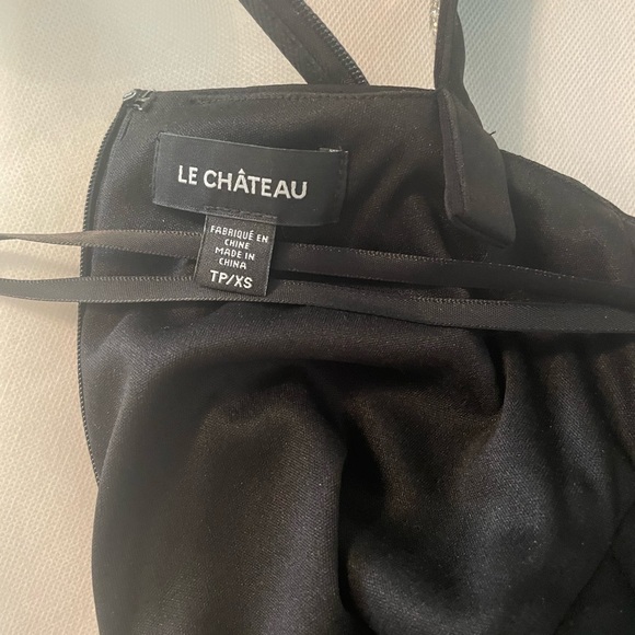 Le Chateau fitted black dress - Picture 2 of 2